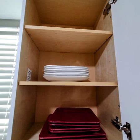 Cheerful 3-Bedroom Home /Ac+ Free Parking マイアミ・ビーチ（フロリダ州） エクステリア 写真