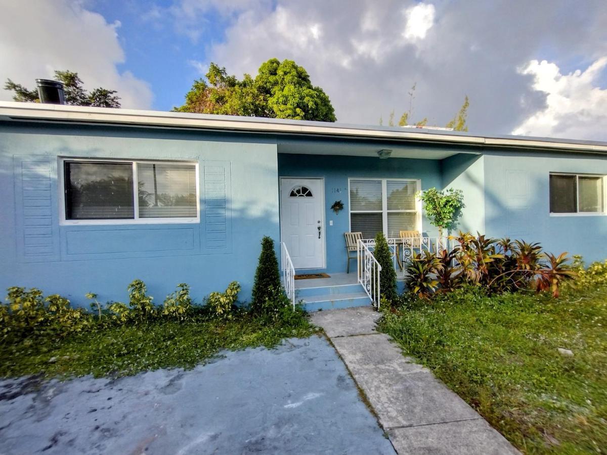 Cheerful 3-Bedroom Home /Ac+ Free Parking マイアミ・ビーチ（フロリダ州） エクステリア 写真